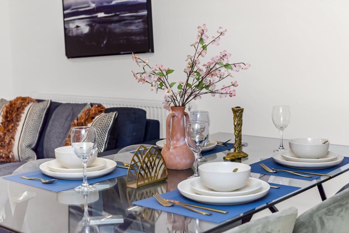 Tranquil 3 Bedroom Escape For Families Or Groups Londres